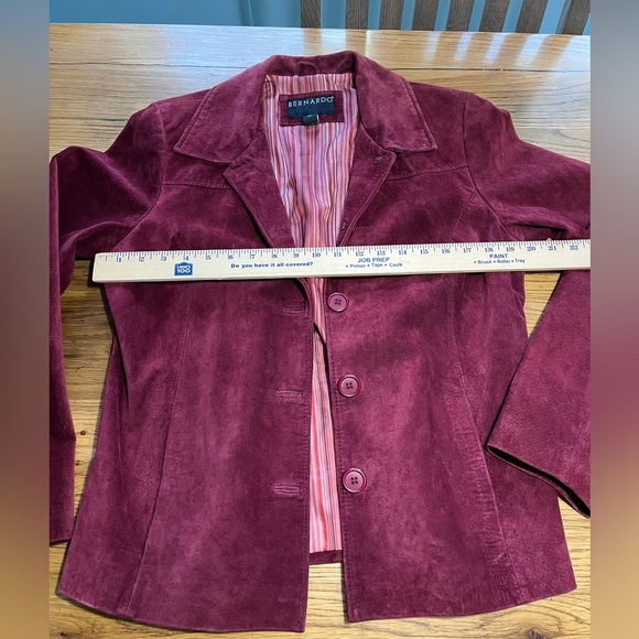 Bernardo Women's Burgundy Leather Jacket Size Medium - Picture 9 of 9